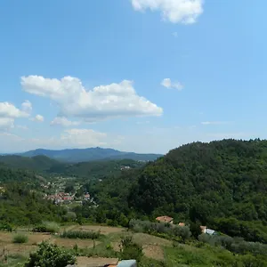 casa-indipendente-pignone.hotelitalianriviera.com/